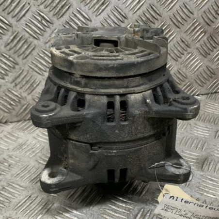 Alternateur RENAULT TRAFIC 2 Photo n°1