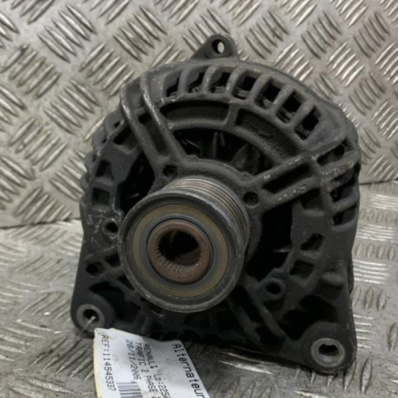 Alternateur RENAULT TRAFIC 2 Photo n°3