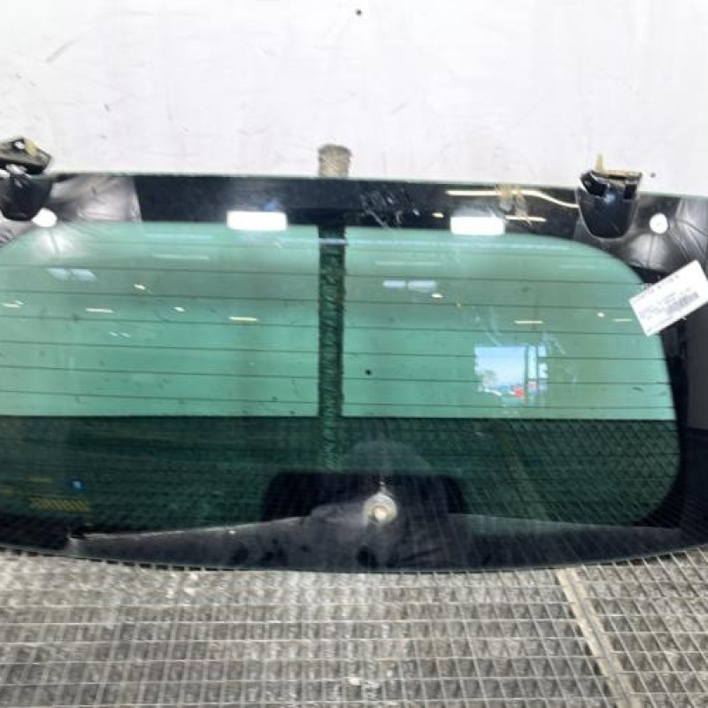 Lunette arriere PEUGEOT 207 Photo n°1