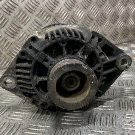 Alternateur RENAULT MASTER 2 Photo n°1