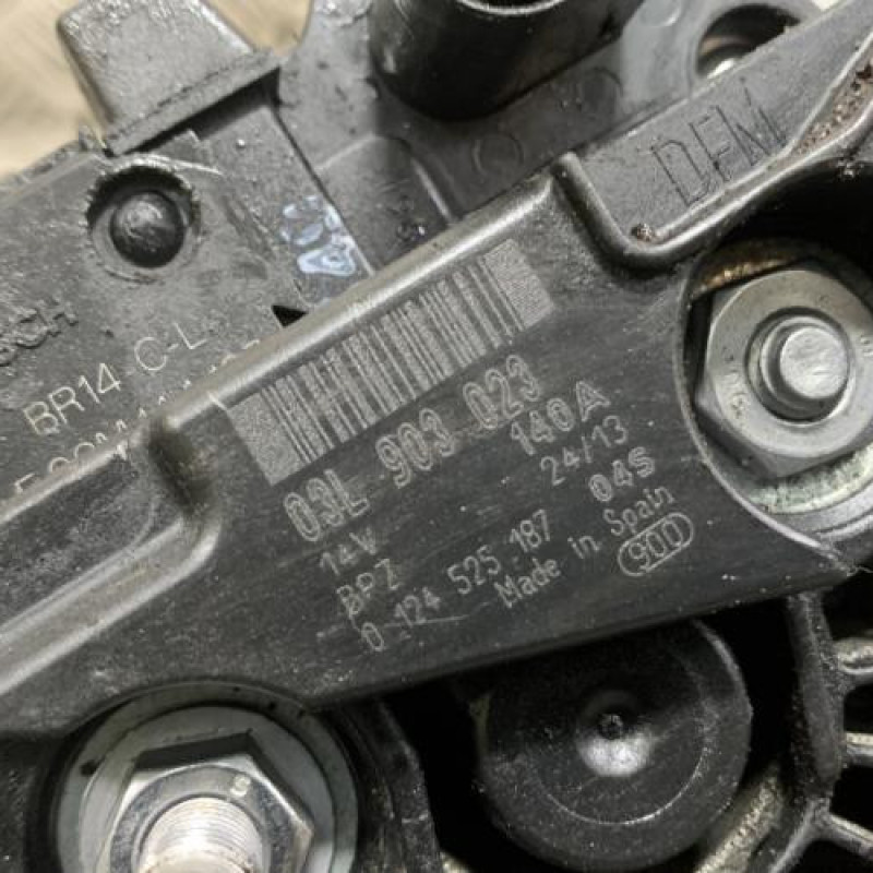 Alternateur VOLKSWAGEN TOURAN 2 Photo n°2