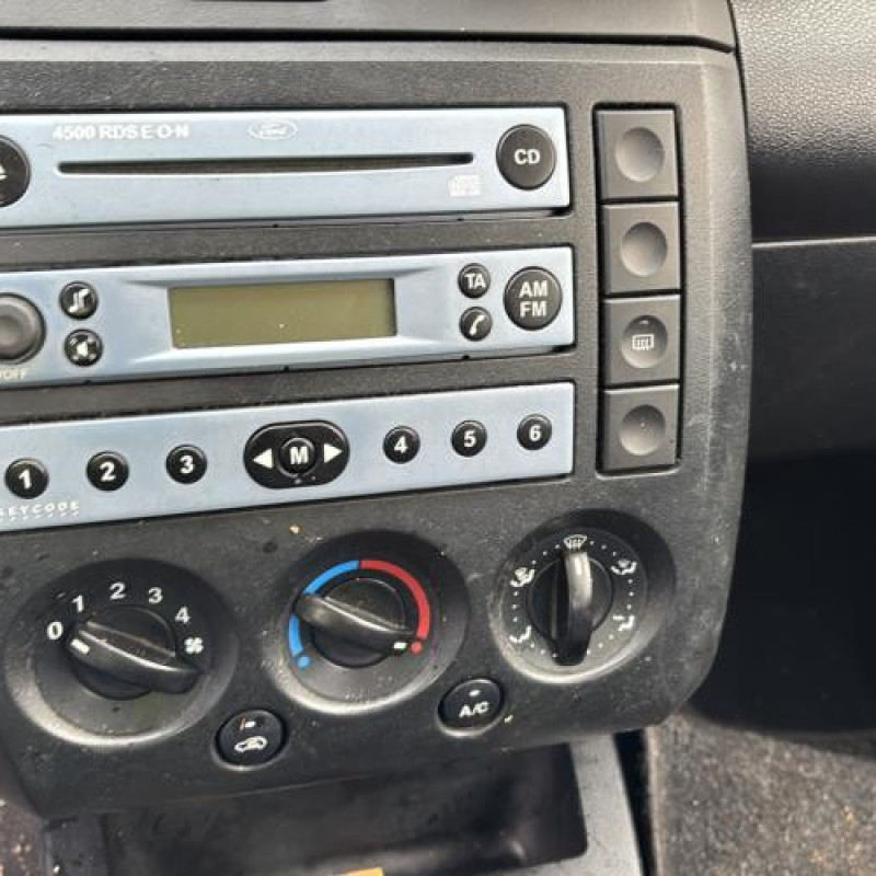 Alternateur FORD FIESTA 5 Photo n°19