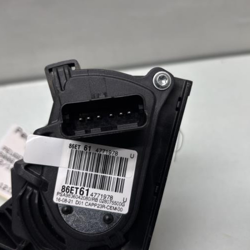 Pedale d'accelerateur PEUGEOT 5008 2 Photo n°2