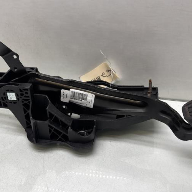 Pedale de frein PEUGEOT 5008 2 Photo n°1