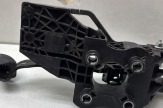 Pedale de frein PEUGEOT 5008 2