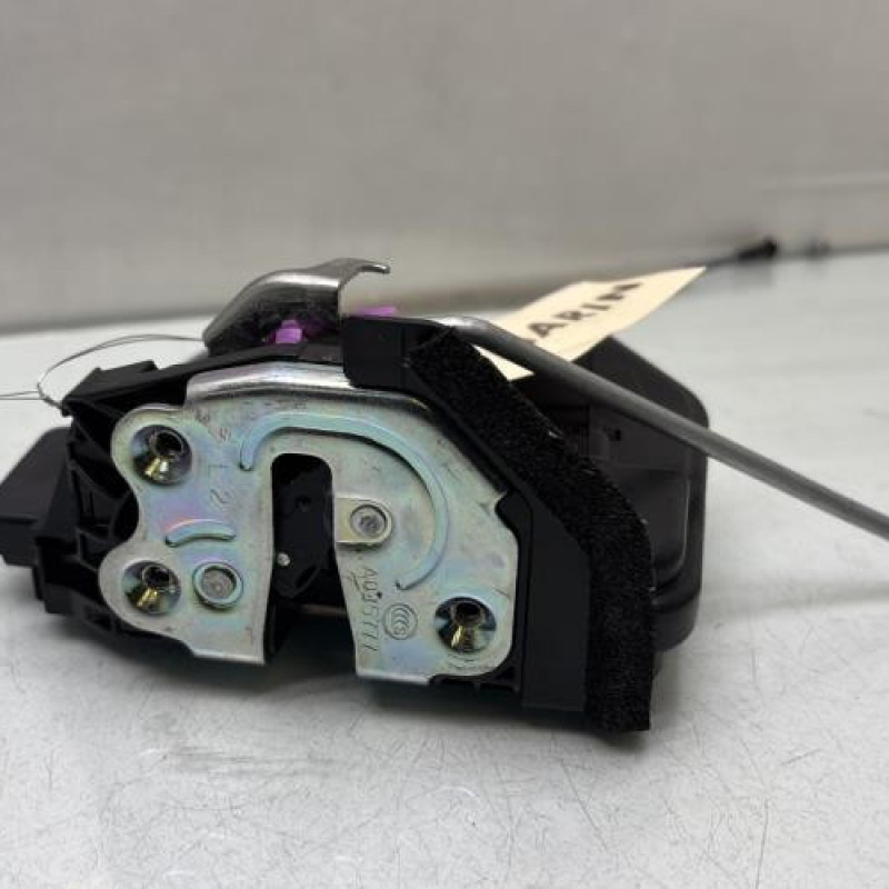 Serrure arriere gauche KIA STONIC Photo n°1