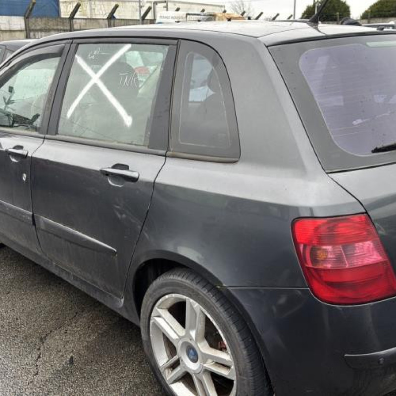 Vase de lave glace FIAT STILO Photo n°10