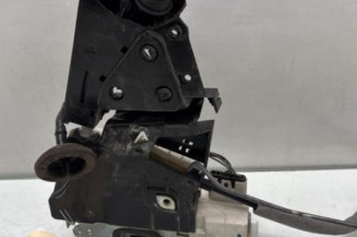 Serrure avant droit MERCEDES CLASSE A 169