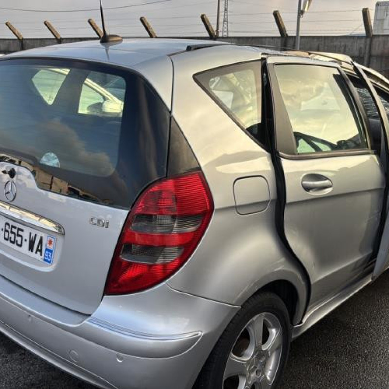 Serrure avant droit MERCEDES CLASSE A 169 Photo n°7