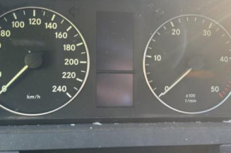 Serrure avant droit MERCEDES CLASSE A 169