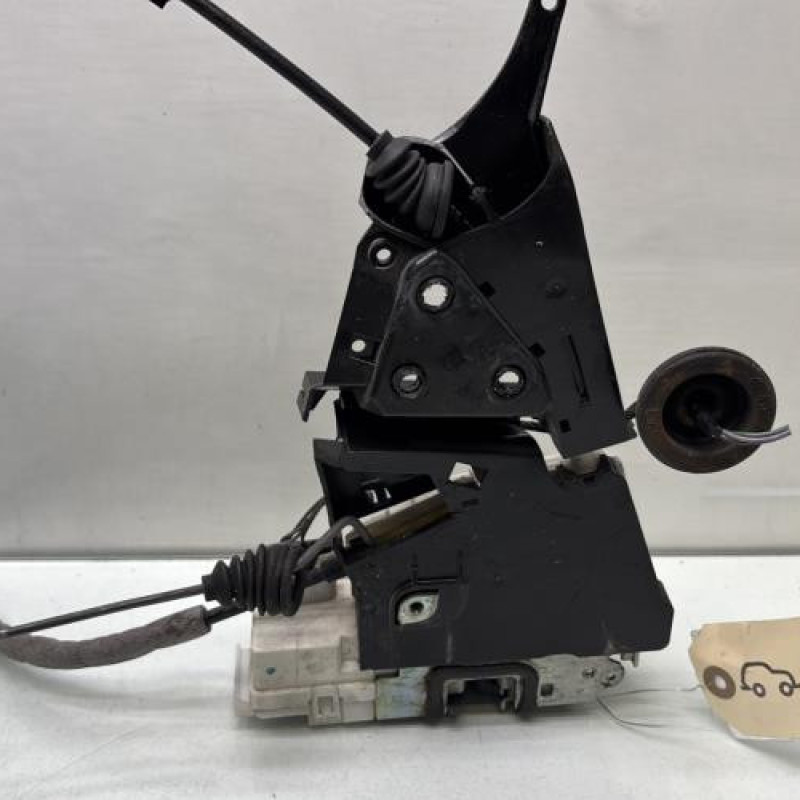 Serrure avant gauche MERCEDES CLASSE A 169 Photo n°3