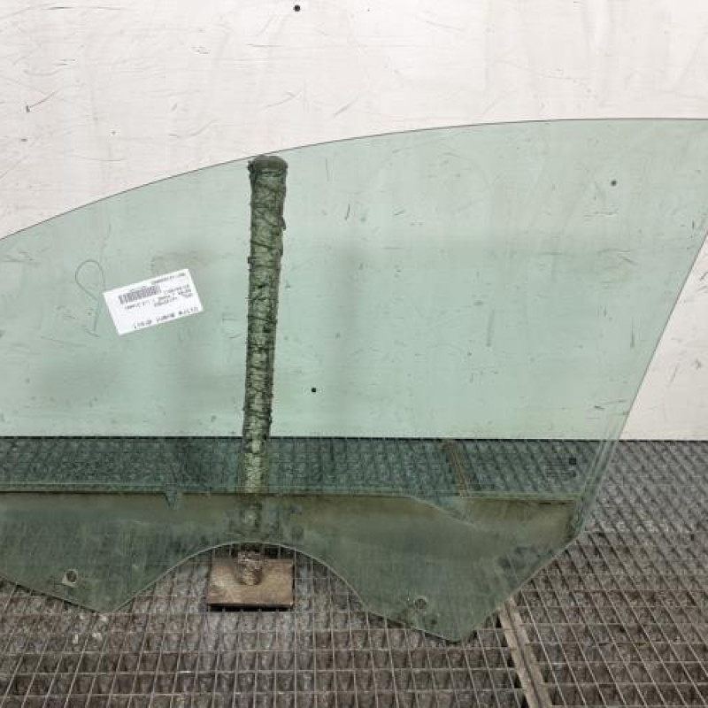 Vitre avant droit OPEL ASTRA J Photo n°4