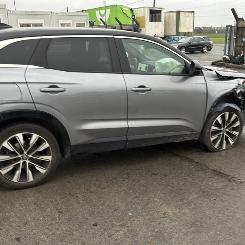 RENAULT AUSTRAL E-TECH 200 1.2i - 16V TURBO HYBRID Photo n°8