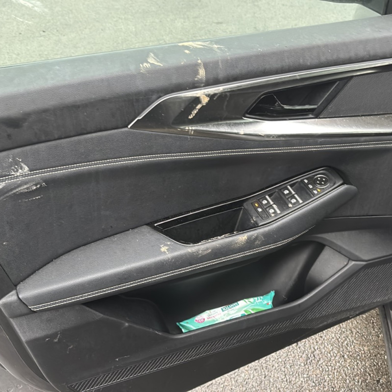 RENAULT AUSTRAL E-TECH 200 1.2i - 16V TURBO HYBRID Photo n°10