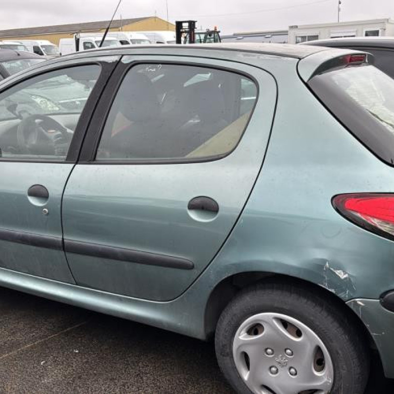 Reservoir essence PEUGEOT 206 Photo n°6