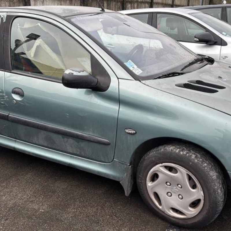 Reservoir essence PEUGEOT 206 Photo n°7