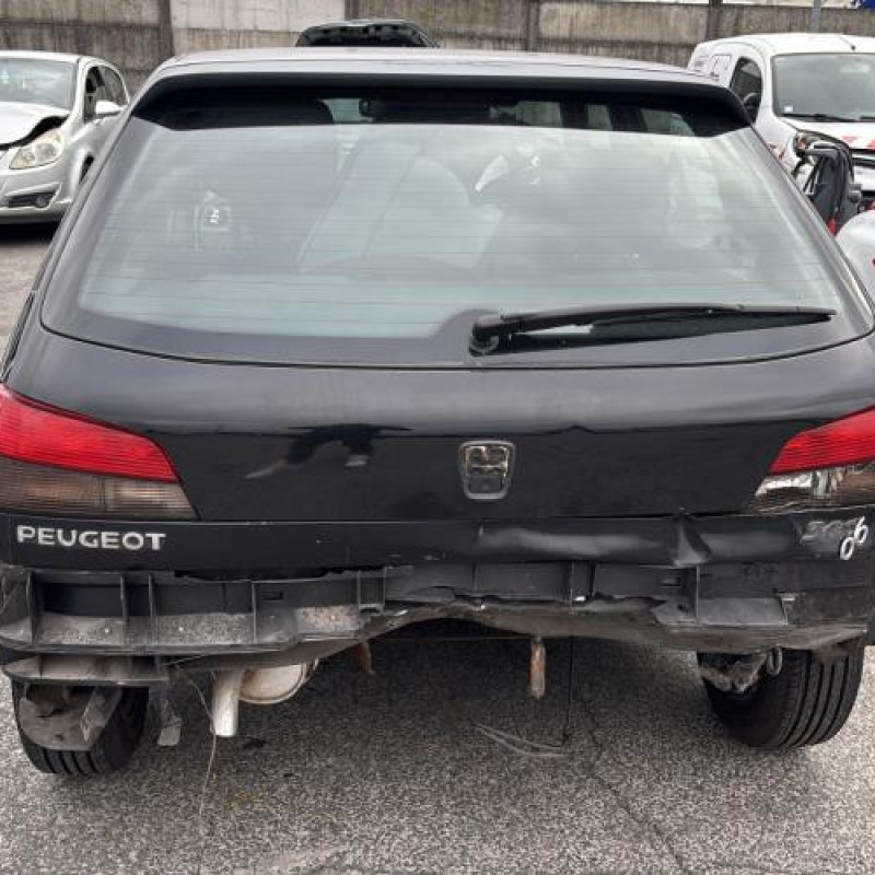 Pare choc avant PEUGEOT 306 Photo n°5