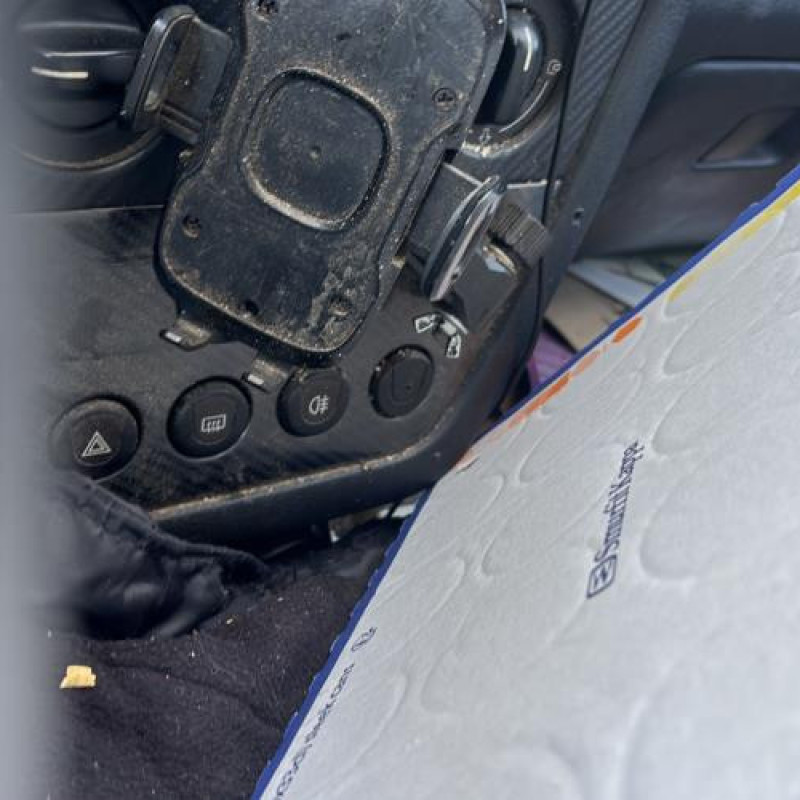 Pare choc arriere PEUGEOT 306 Photo n°16