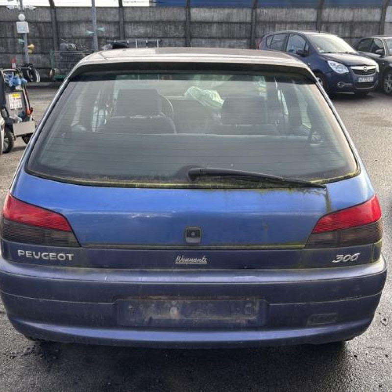 Leve vitre mecanique arriere droit PEUGEOT 306 Photo n°6