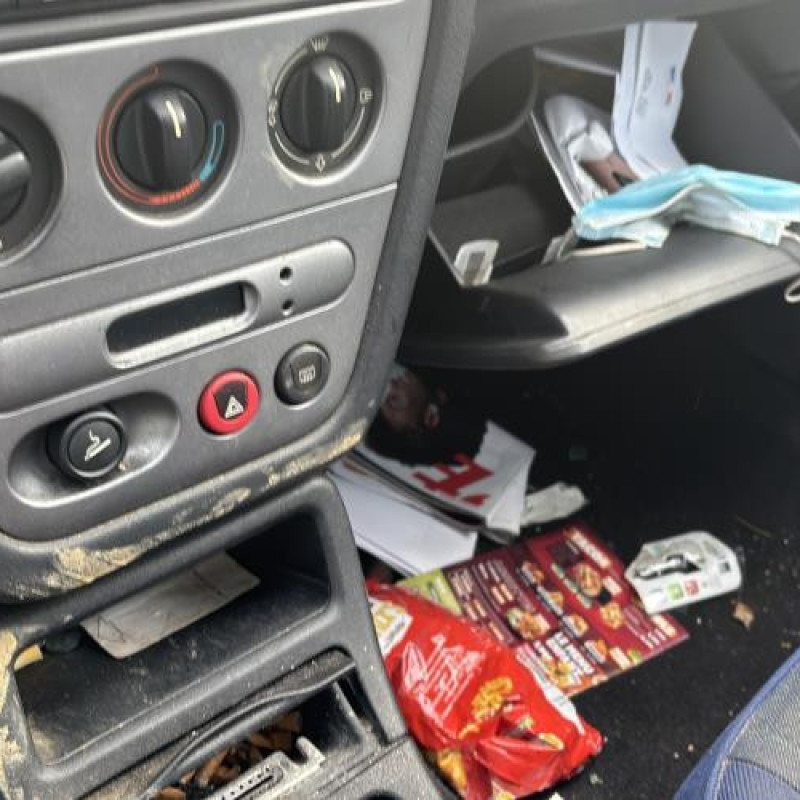 Leve vitre mecanique arriere droit PEUGEOT 306 Photo n°18