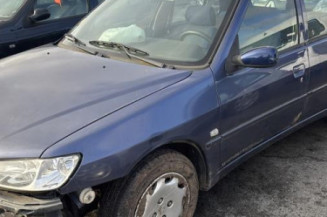 Leve vitre mecanique arriere gauche PEUGEOT 306 Photo n°1