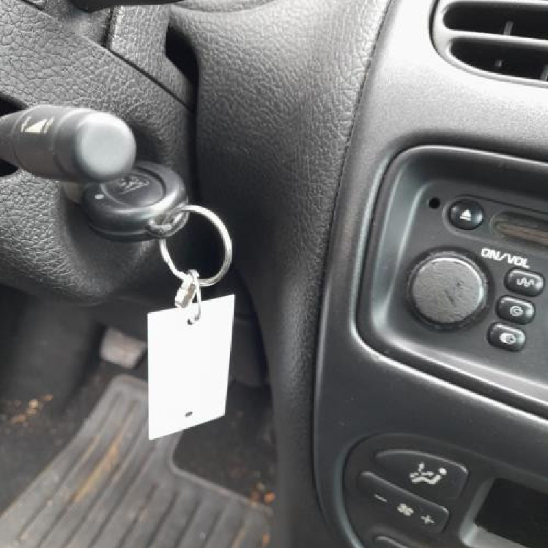 Reservoir essence PEUGEOT 206 Photo n°2