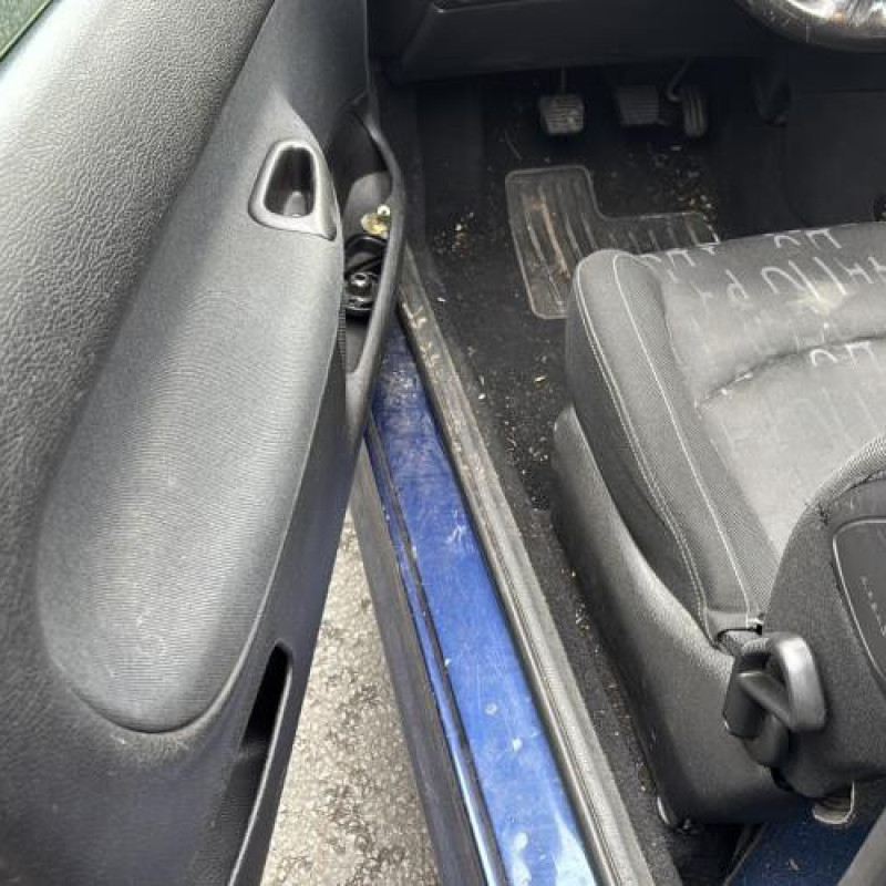 Reservoir essence PEUGEOT 206 Photo n°11