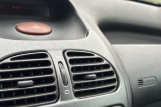 Reservoir essence PEUGEOT 206