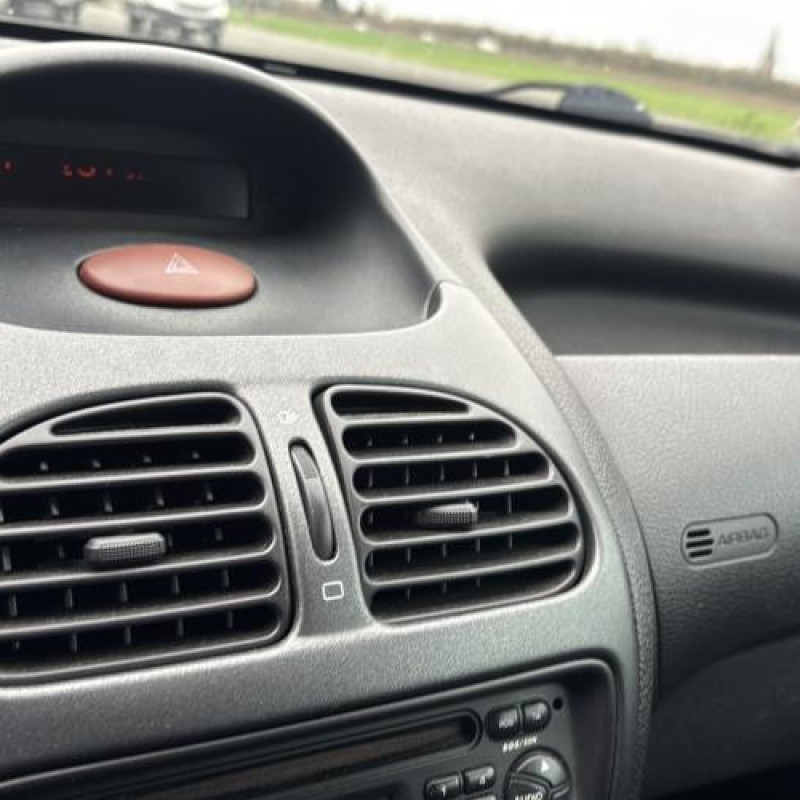 Reservoir essence PEUGEOT 206 Photo n°19