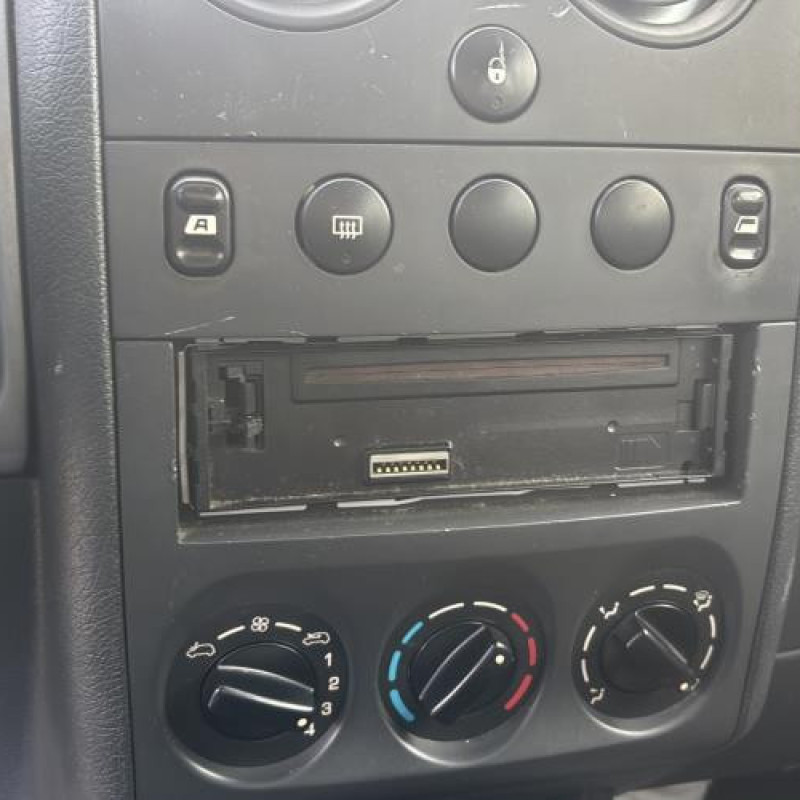 Bouton de coffre CITROEN BERLINGO 1 Photo n°17