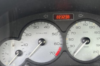 Bouton de coffre CITROEN BERLINGO 1