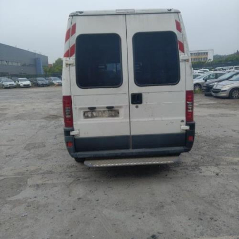 Serrure arriere droit CITROEN JUMPER 2 Photo n°3