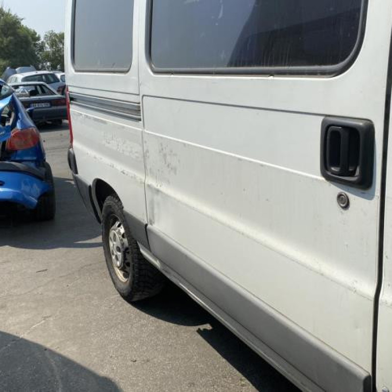 Serrure arriere droit CITROEN JUMPER 2 Photo n°14