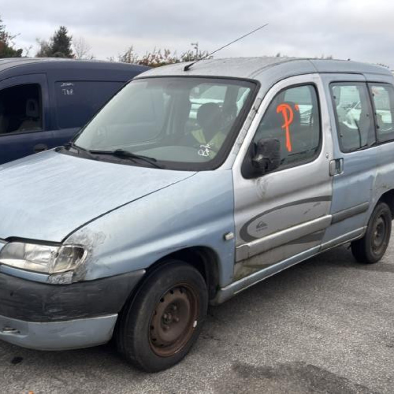 Bouton de coffre CITROEN BERLINGO 1 Photo n°1