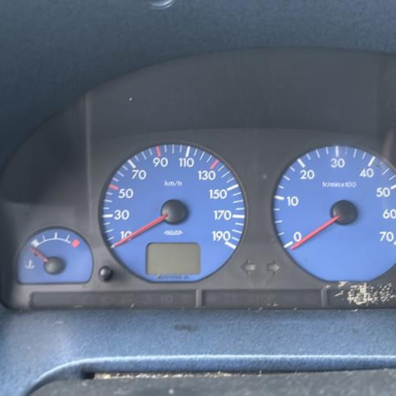 Bouton de coffre CITROEN BERLINGO 1 Photo n°14