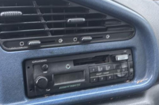 Bouton de coffre CITROEN BERLINGO 1