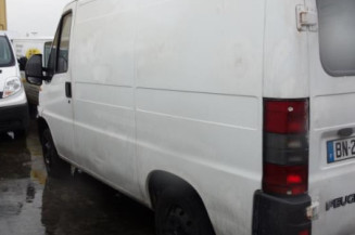 Vase de lave glace PEUGEOT BOXER 1