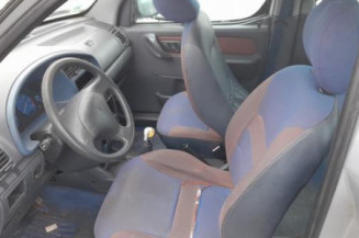 Bouton de coffre CITROEN BERLINGO 1