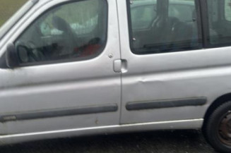 Bouton de coffre CITROEN BERLINGO 1