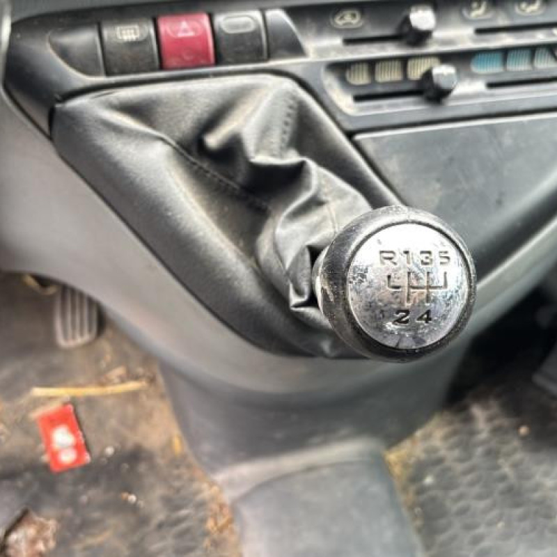 Serrure arriere droit CITROEN JUMPY 1 Photo n°17