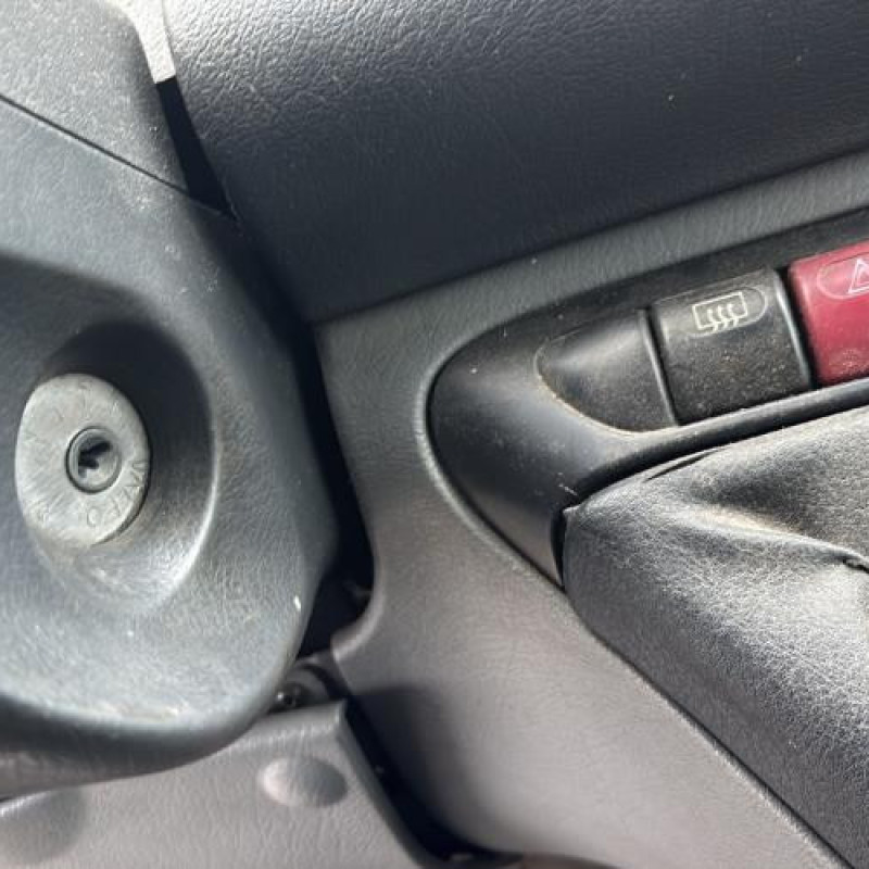 Serrure arriere droit CITROEN JUMPY 1 Photo n°19