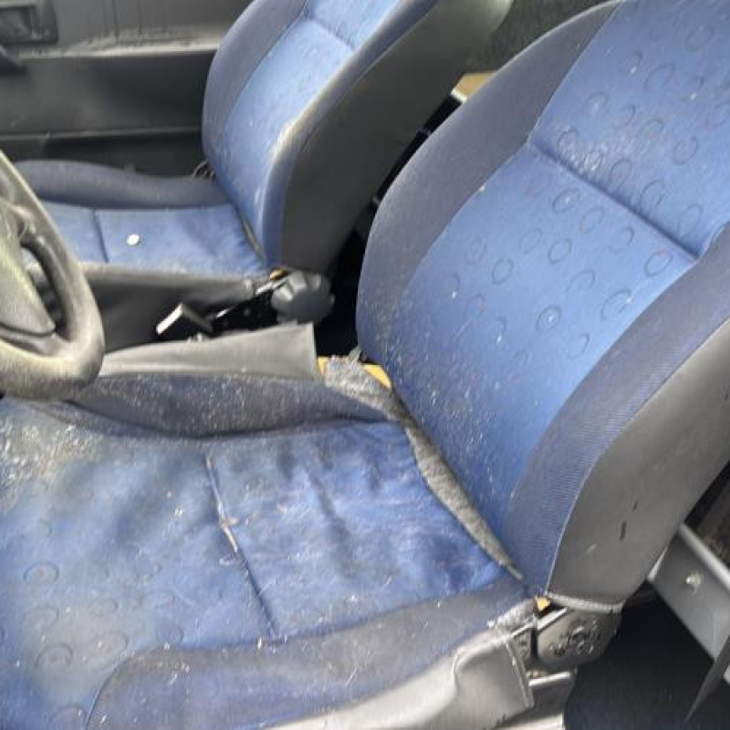 Reservoir essence PEUGEOT PARTNER 1 Photo n°11