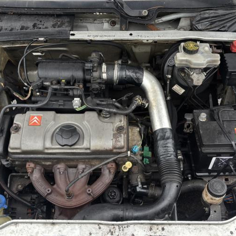 Pompe à carburant CITROEN SAXO Photo n°17