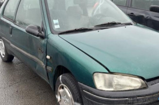 Serrure avant gauche PEUGEOT 106