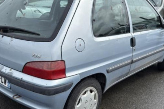 Serrure avant gauche PEUGEOT 106