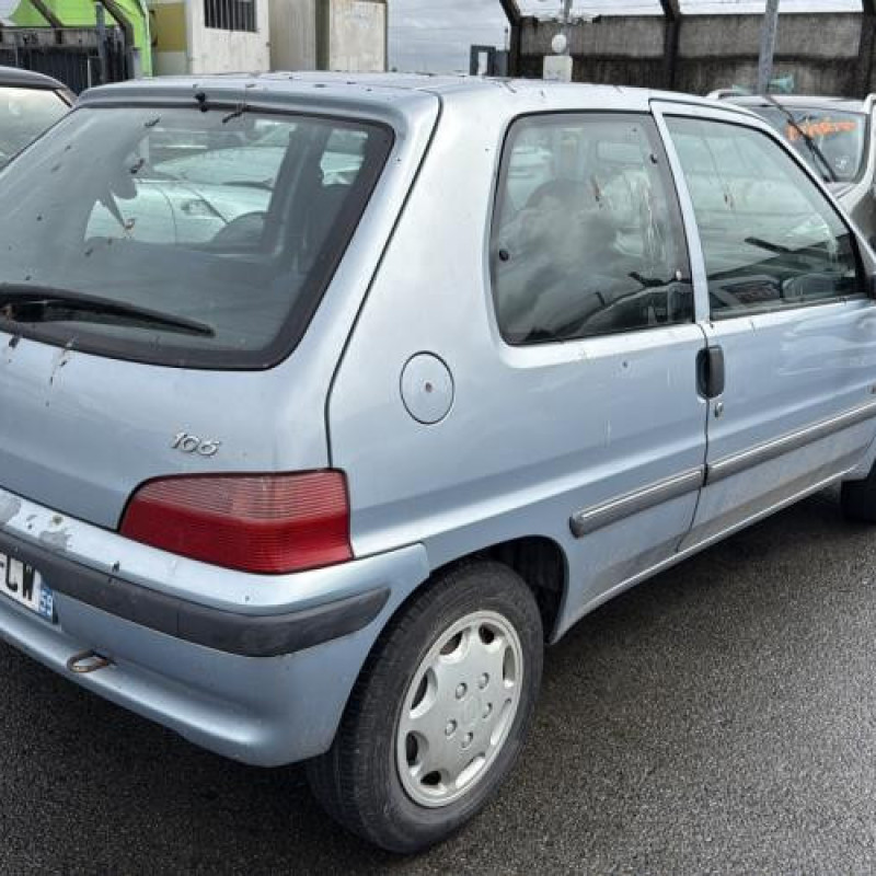 Serrure avant gauche PEUGEOT 106 Photo n°3