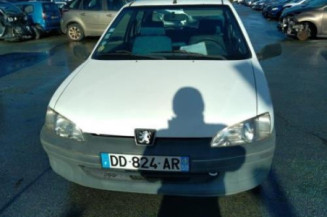Serrure avant gauche PEUGEOT 106