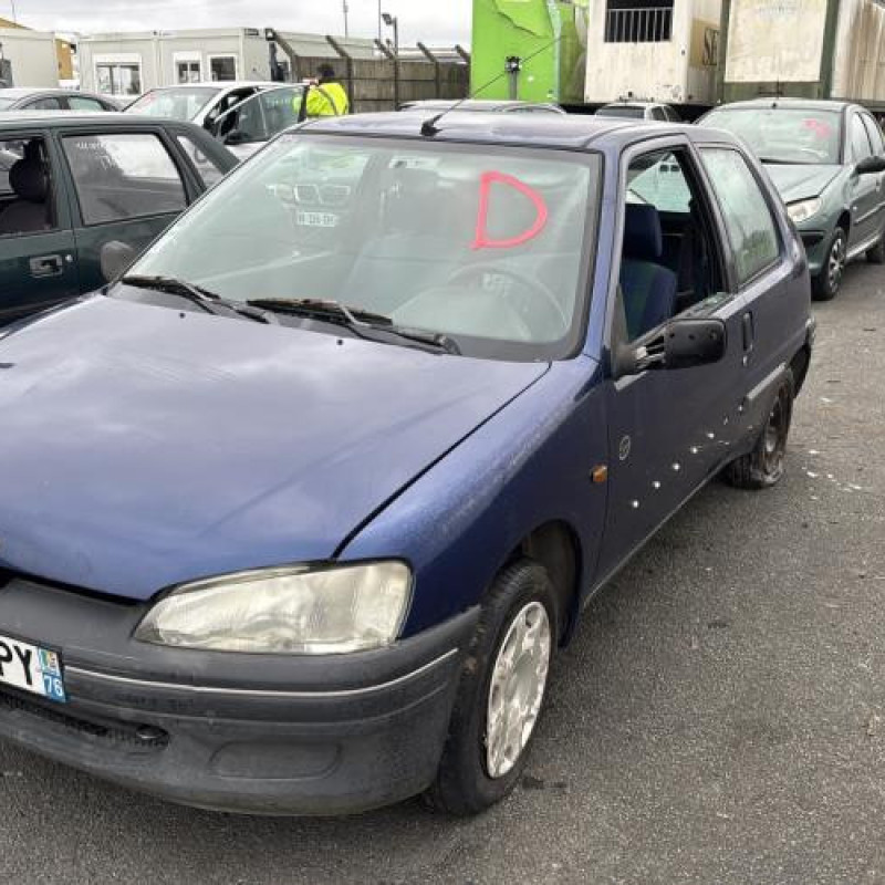 Serrure avant gauche PEUGEOT 106 Photo n°1