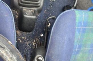 Serrure avant gauche PEUGEOT 106