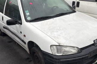 Serrure avant gauche PEUGEOT 106